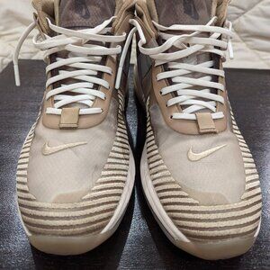 Nike Icon - LeBron Icon x John Elliot